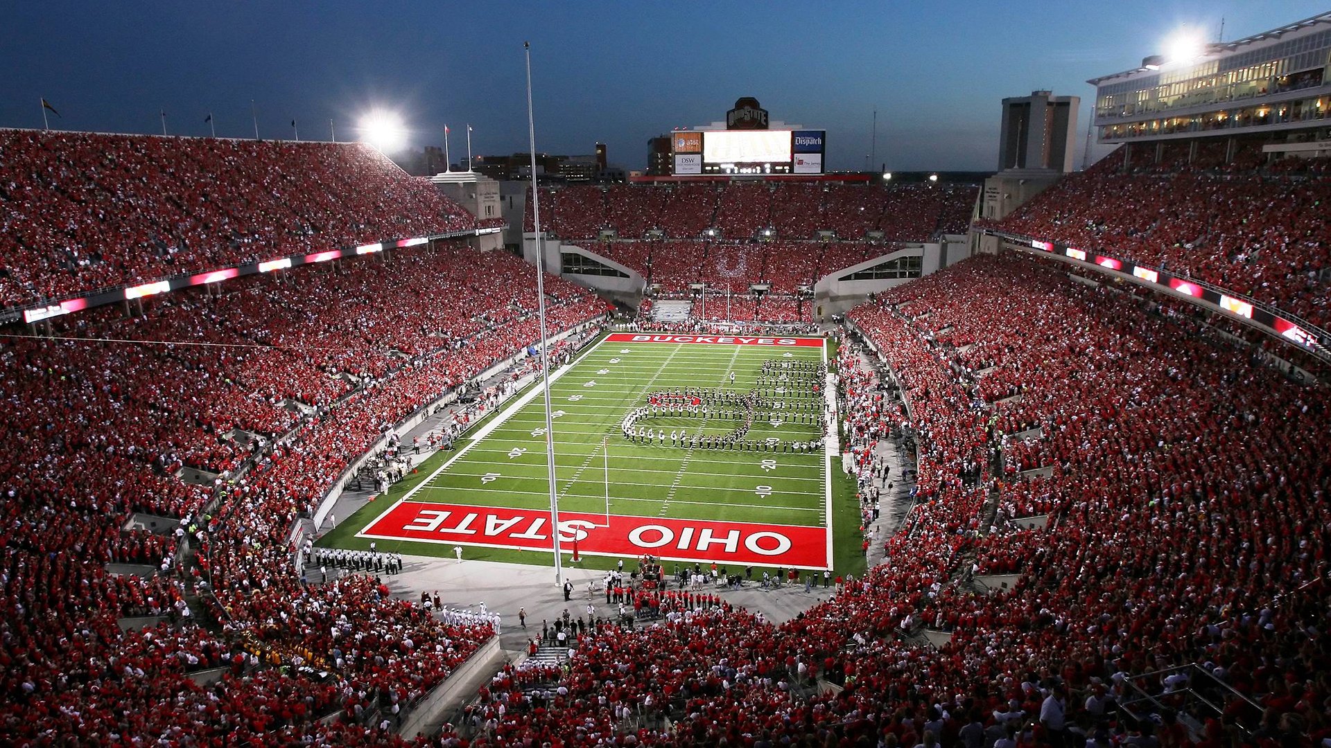 AIYOUXI.COM-“英超激战正酣！榜首球队迎来强敌考验”，英超 激烈