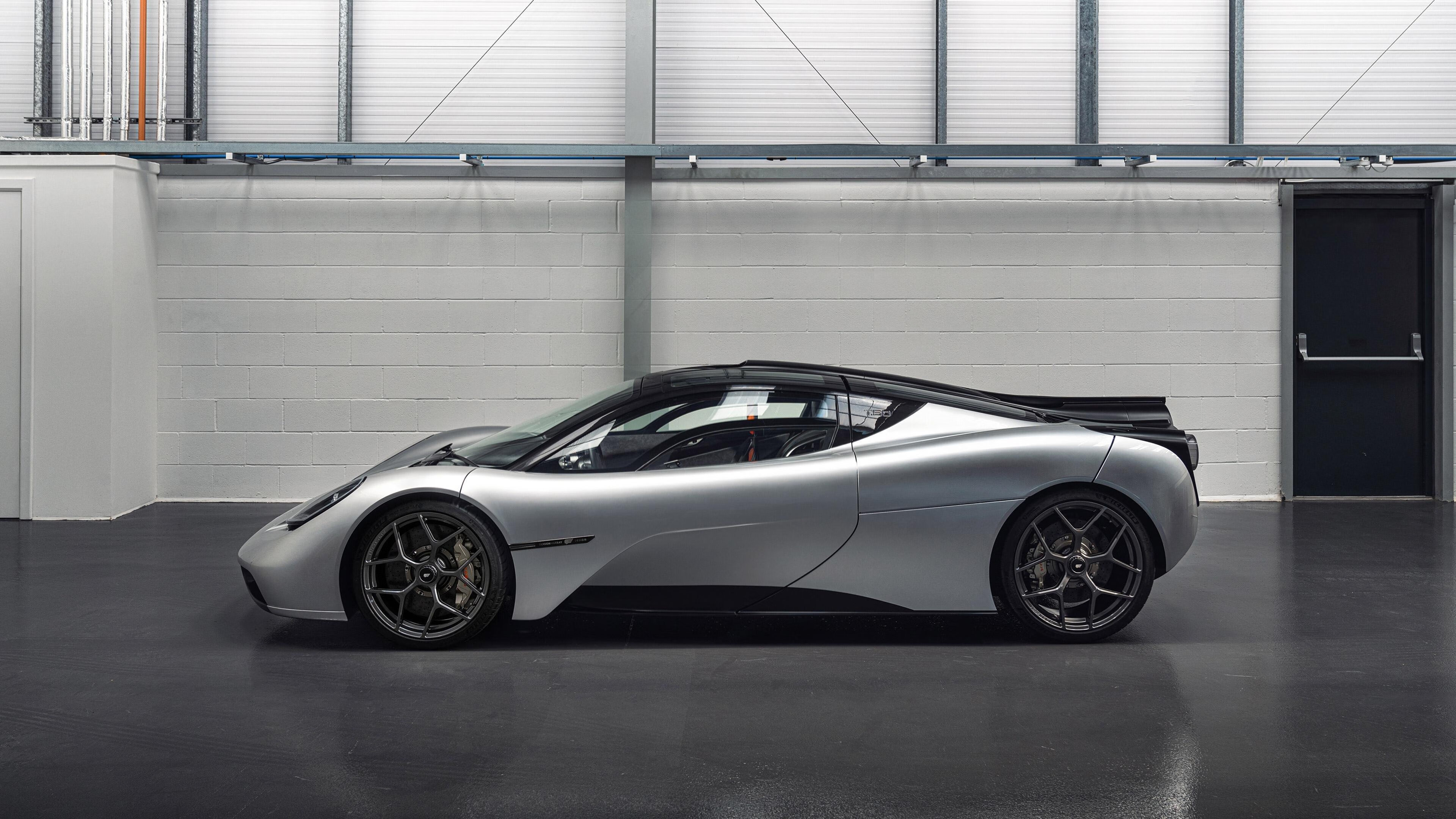 伊朗男足在巴黎奥运会比赛中以1-0战胜法国,21年伊朗男足大名单