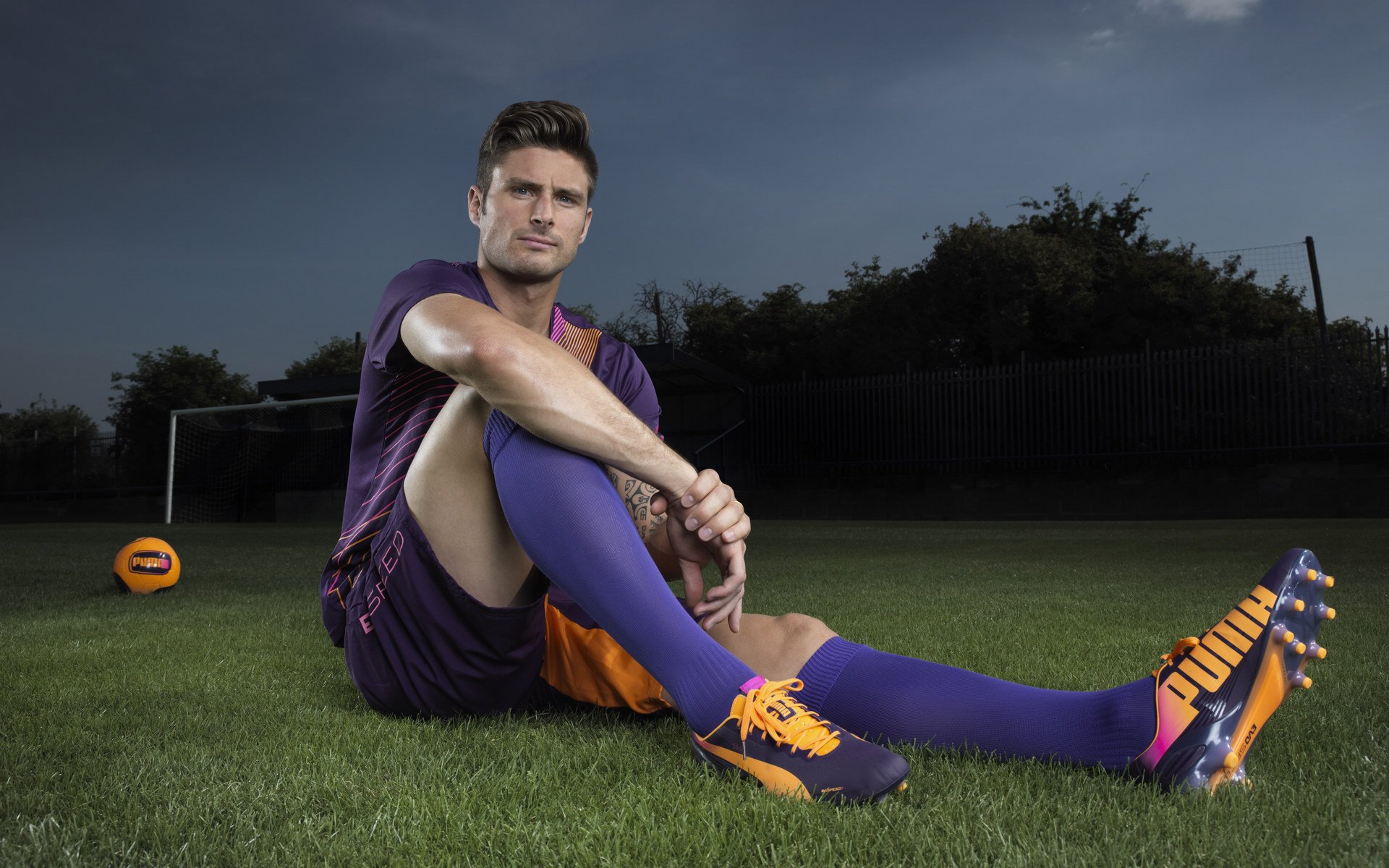 利物浦中后场连线打出高质量推进,利物浦的中场